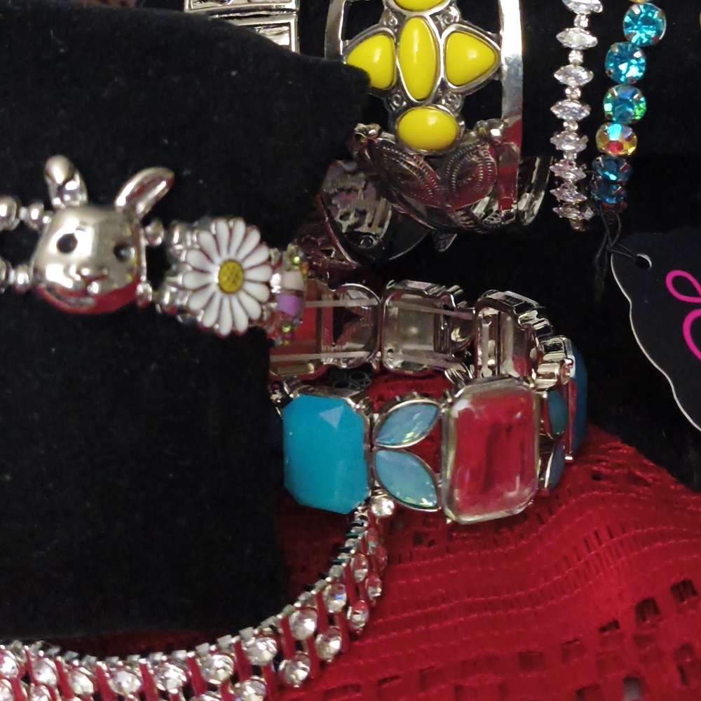 Bracelet Bundle. Multi Style Multi Color - Picture 15 of 15